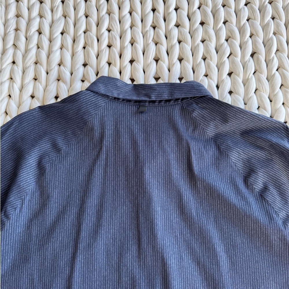 Lululemon Bonded Voyage Long Sleeve Button Down- Heathered Deep Navy - Picture 5 of 6